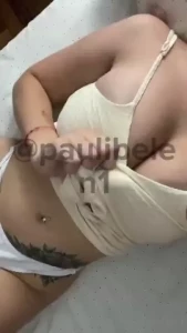 Una que no puede dormir por tocarse