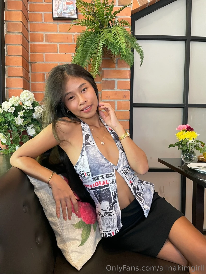 Do you like what i wearing rn 
