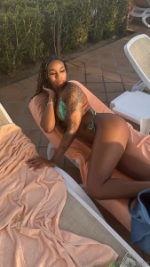 Green is the new black and i m the queen of this emerald empire