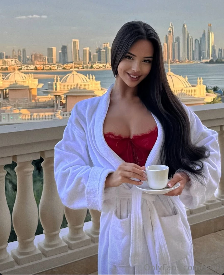 Morning with me with a beautiful view of the city and a delicious 