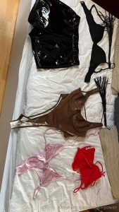 Which outfit do you want to see me wear the most