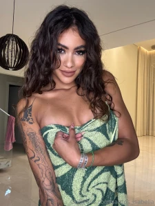 Crown on confidence up