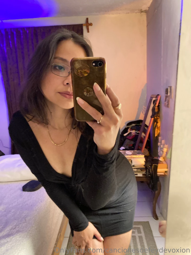 Kneel before approaching your goddess you are so curious to know what 