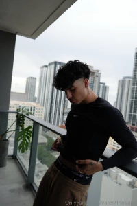 I m findin love looking in the mirror part 1