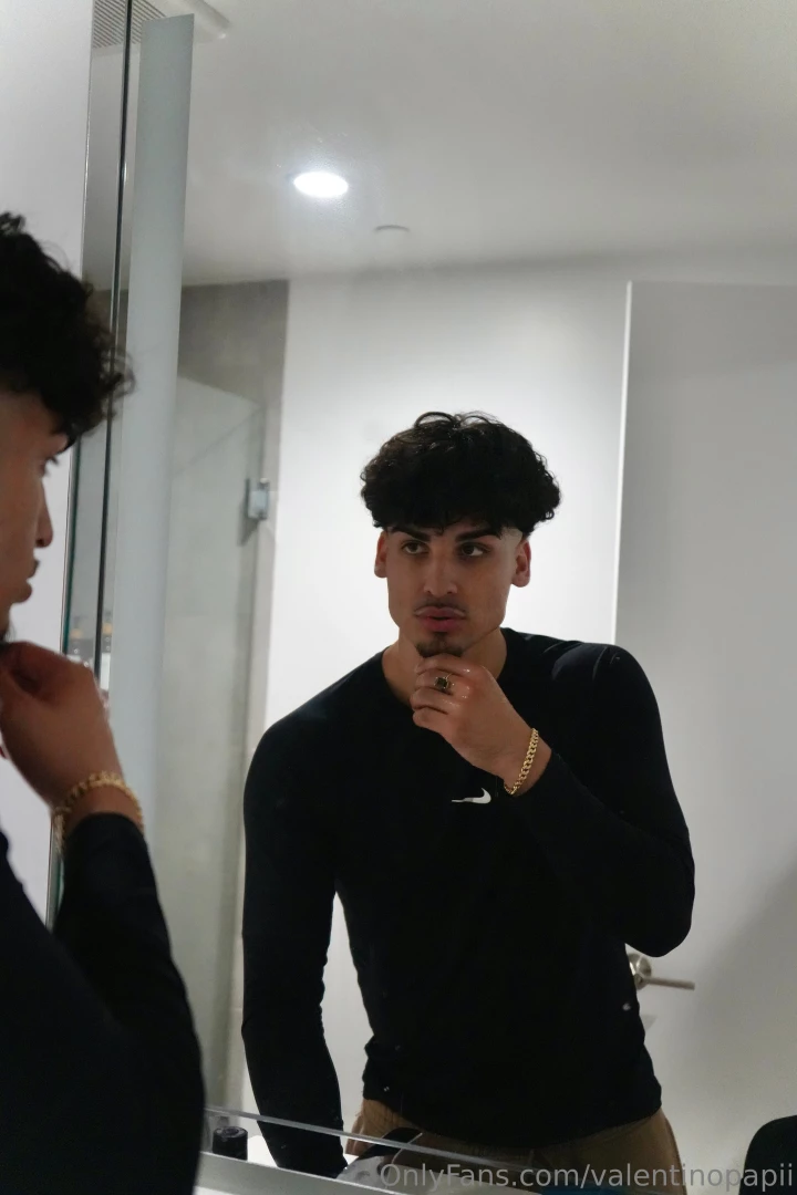 I m findin love looking in the mirror part 4 