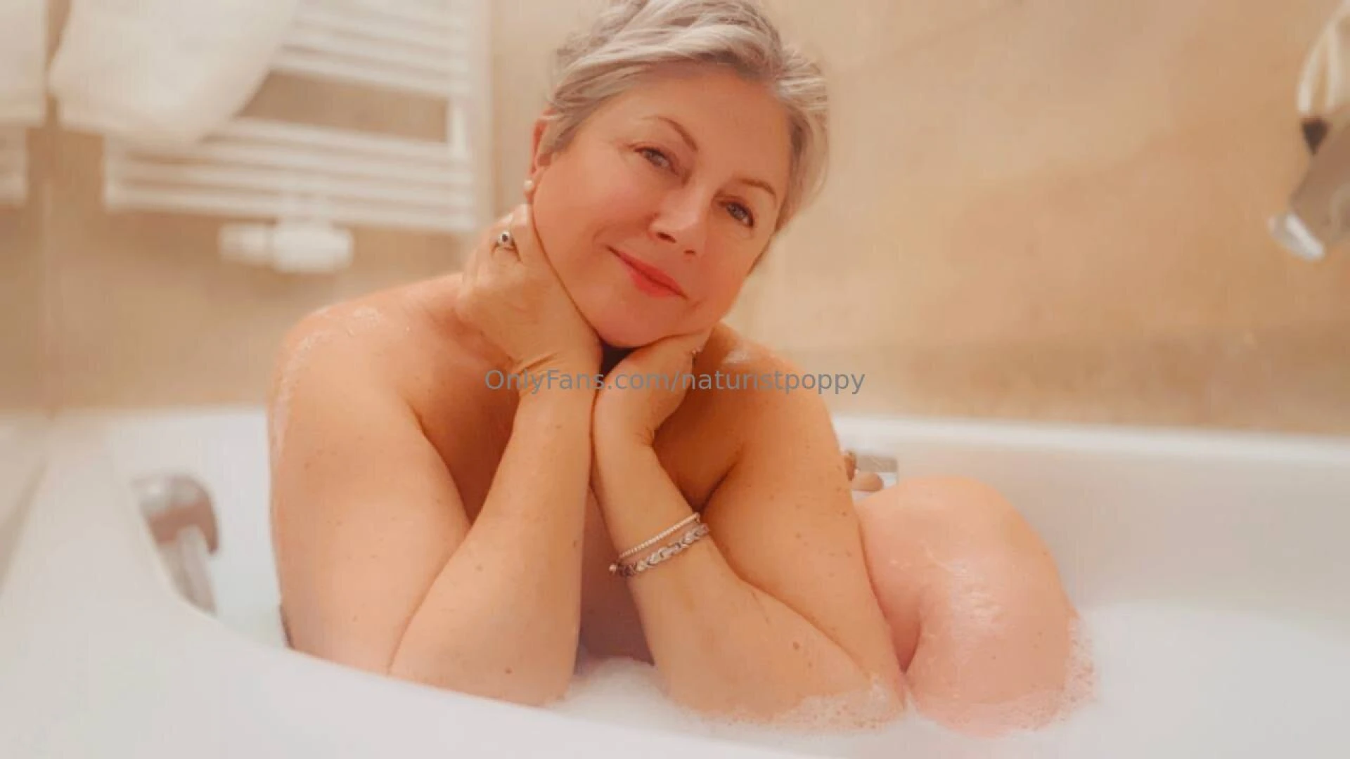 Soak with me unlock to see what i do in the bath 