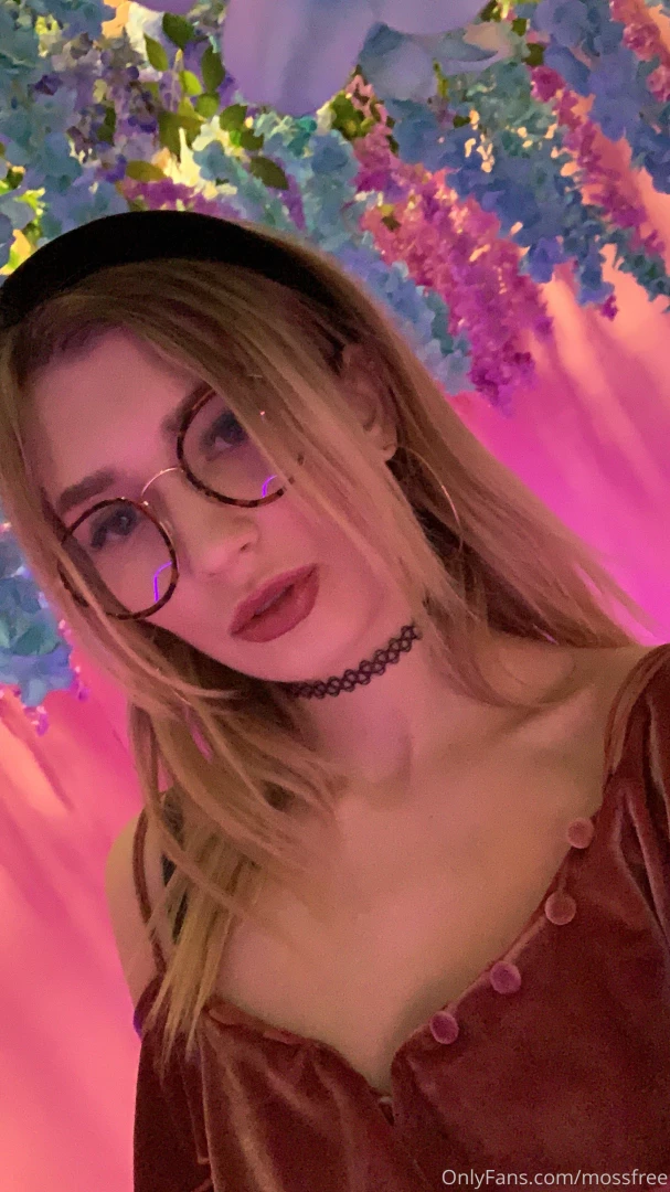 What s up xxx here https onlyfans com marykatemoss c15 