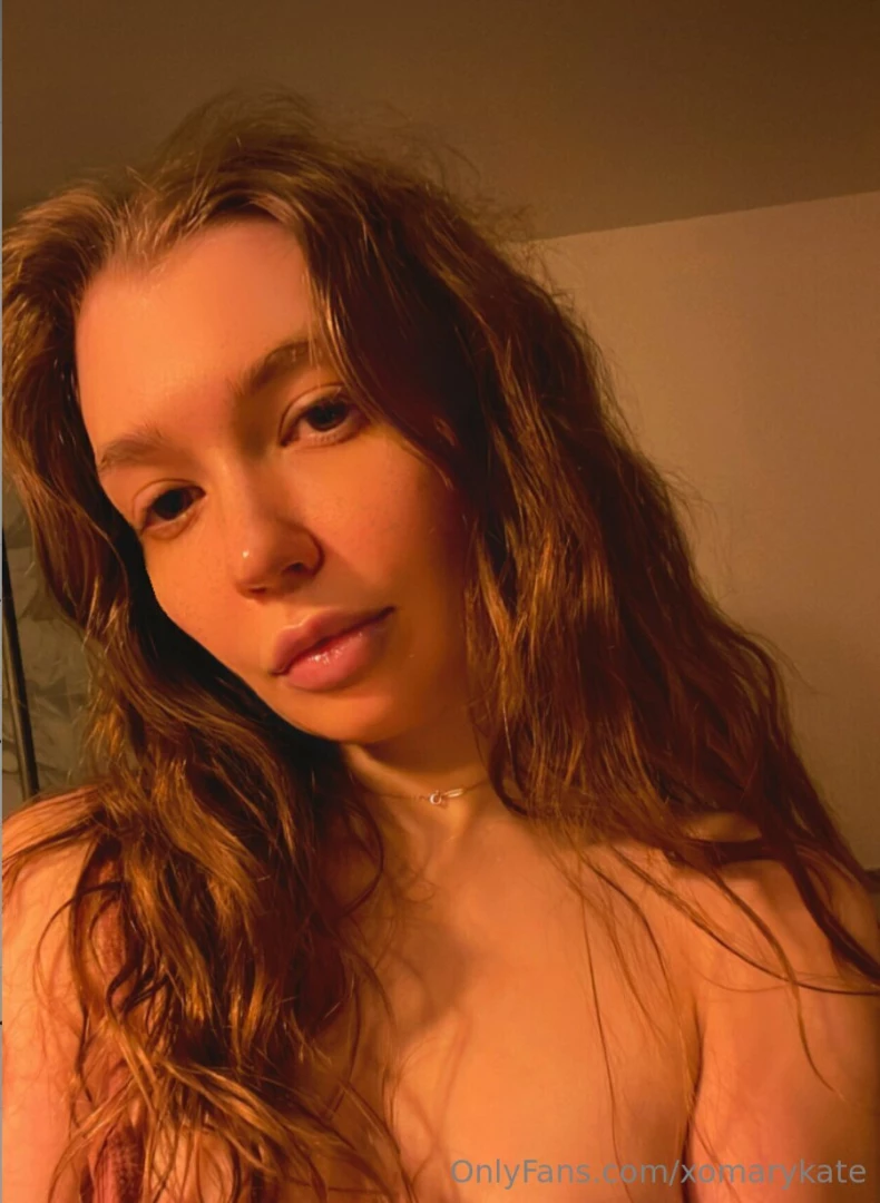 Officially logged in send me a message https onlyfans com marykatemoss 