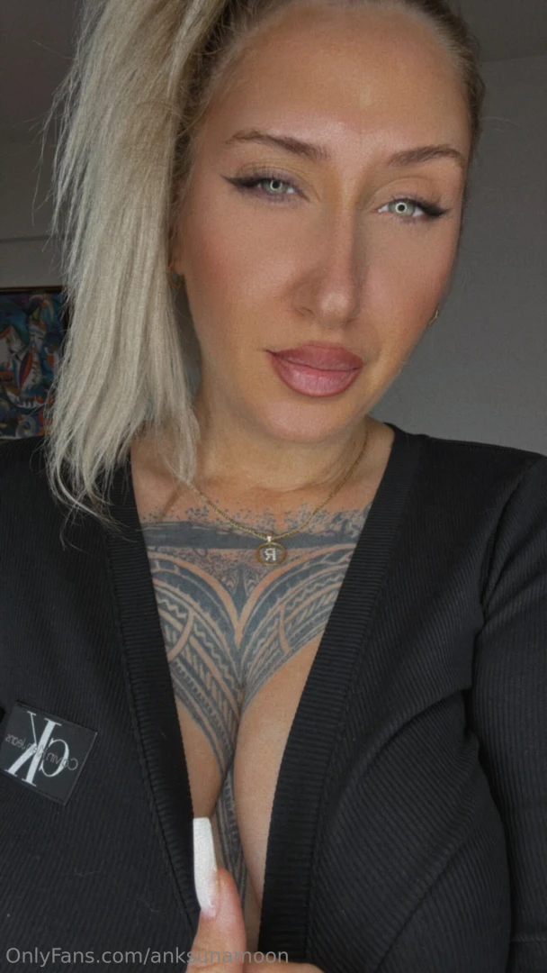 Hey can i show you my boobs 