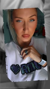 Hey daddy im available for videocalls just send me a dm