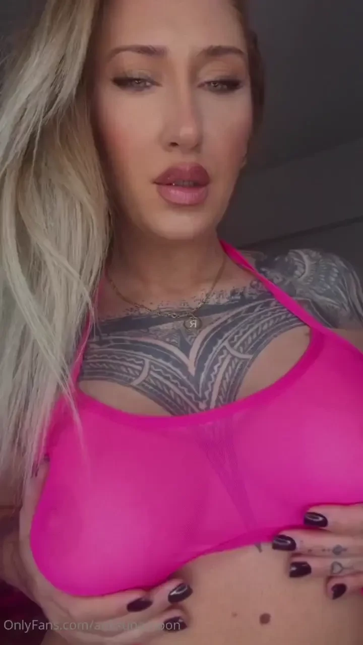 Hey baby i just wanted you to see my tits have an amazing day 