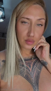 Kiss me first or fuck immediately