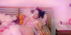 Ragaaaaa voglio fare video costum mentre il mio ragazzo scrive le cose