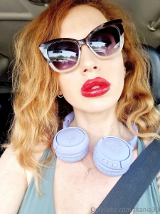 I am back after a loooong break custom clips are now available and