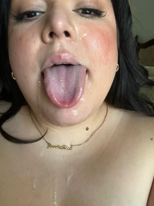 Pov your fat neighbor is a throat goat hungry for check your dms or