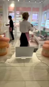 Doing some christmas shopping and so far it s turned into a full day part 3