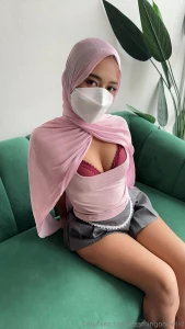 I know my boobs are pretty but they d look better in your mouth