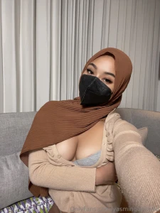 Why are you just staring come have some fun with me