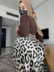 Can i have your roughest spank part 2