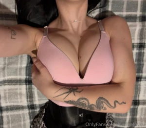 I m bored talk to meeee part 4