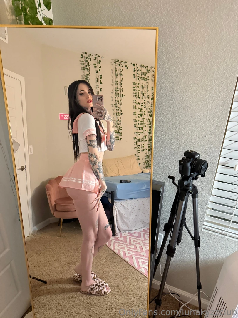 Nsfw photos at lunakyzz no ppv on paid page full videos 