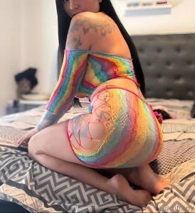 I need your hand between my thighs right now part 2