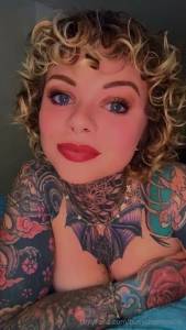 Fuck yeah sometimes i see it too haha