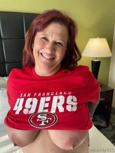 Bella inked36ddd who you rooting for today let s go 49ers