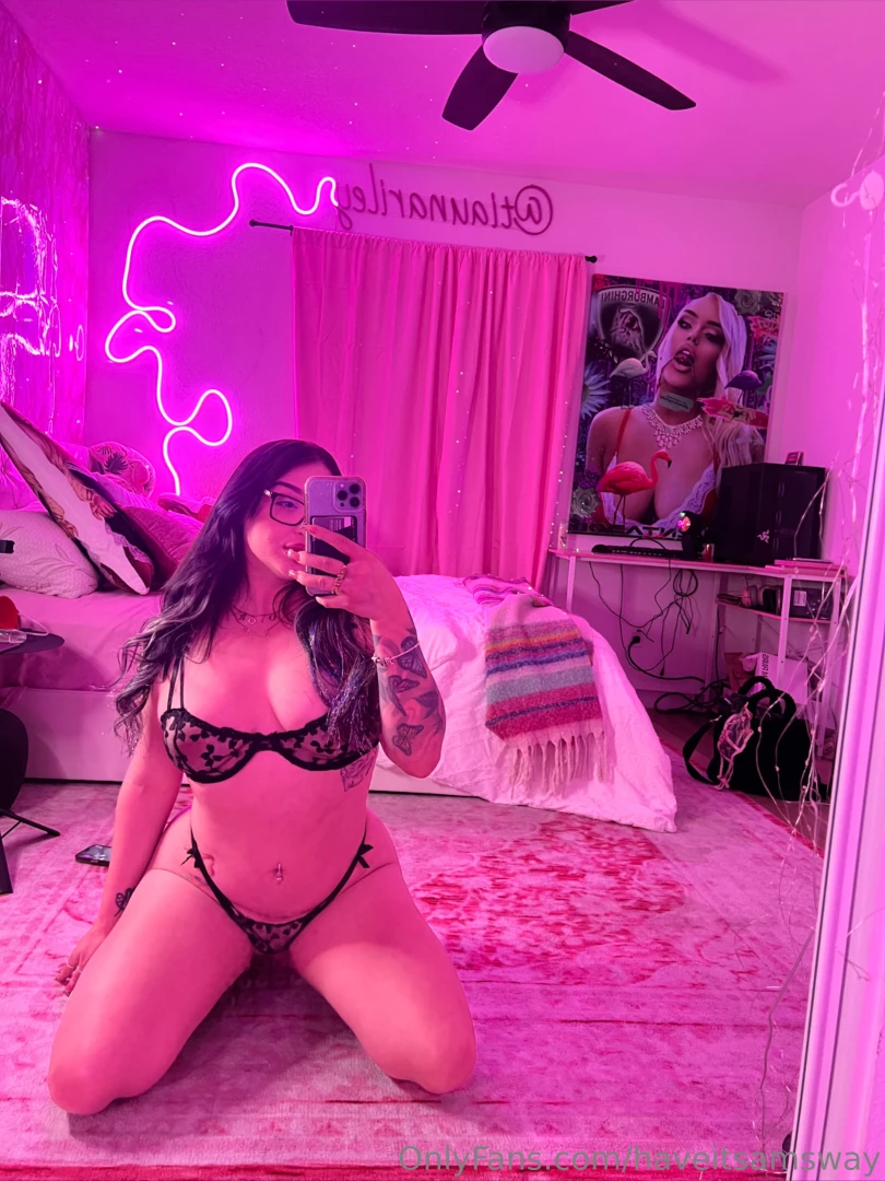 Need a little naughty i m just a dm away 