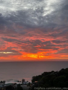 I like pink and yellow sunsets like this it allows you to forget about