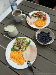 Went for a breakfast along with my friend she chose breakfast for the part 1