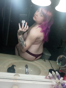 Hey babe tip this post 2 and you will receive a very exclusive video part 2