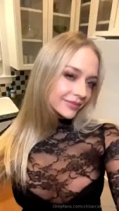 Would this outfit catch your eye if you saw me in it