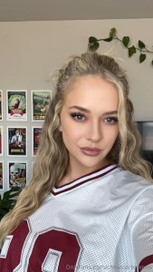 Happy friday cuties what r ur weekend plans