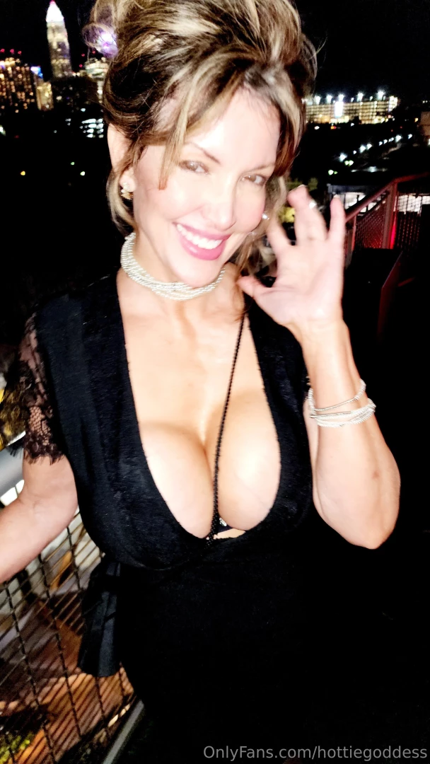 Happy new year peeps the beginning of an epic night part 3 