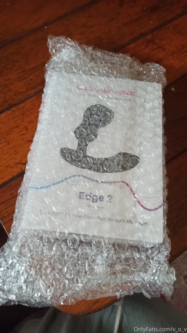 Accept gift from someone hope its suitable for me lol 