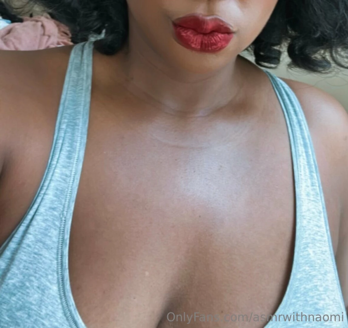 Do you guys like red lipstick 