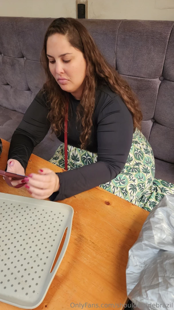 Following big butt big butt on small chair girlfriend relaxed on the 