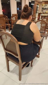 Feederism eating ice cream