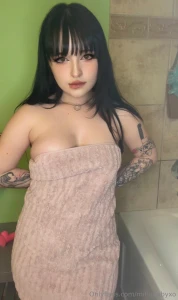 Can t sleep guess i ll just take my clothes off and see who s up