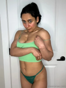 I like to give super-sexy views