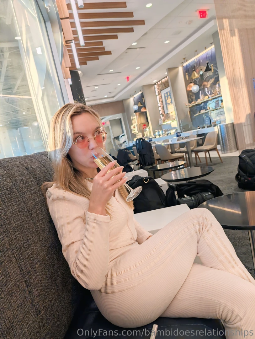 Would you be mad if i told you i got the champagne just for the pics i 