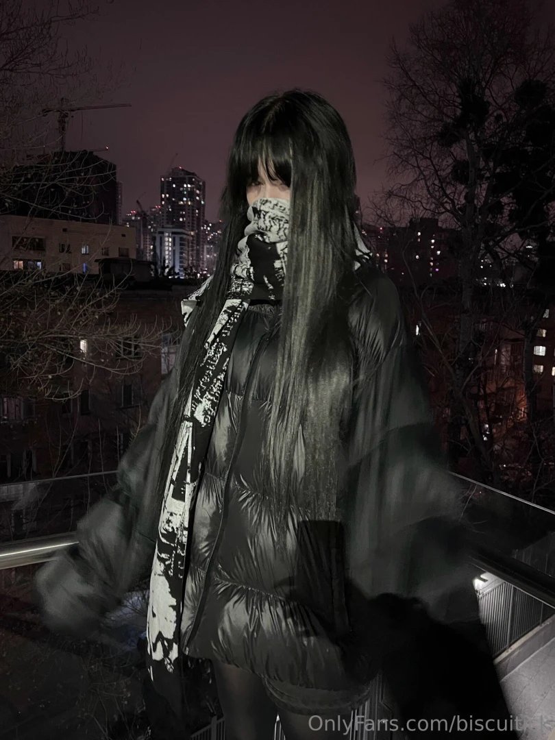 It s getting very cold outside today i couldn t sleep the whole night 