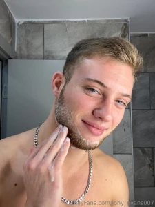 Happy to start one more sunny day with u stay with me to have fun