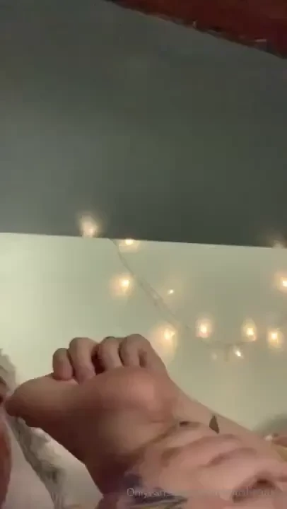 Made him massage lick and worship my feet before i let him fuck me 