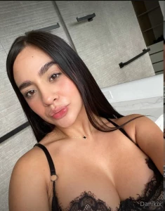 She love to be a queen both day and night with her you will be horny part 19