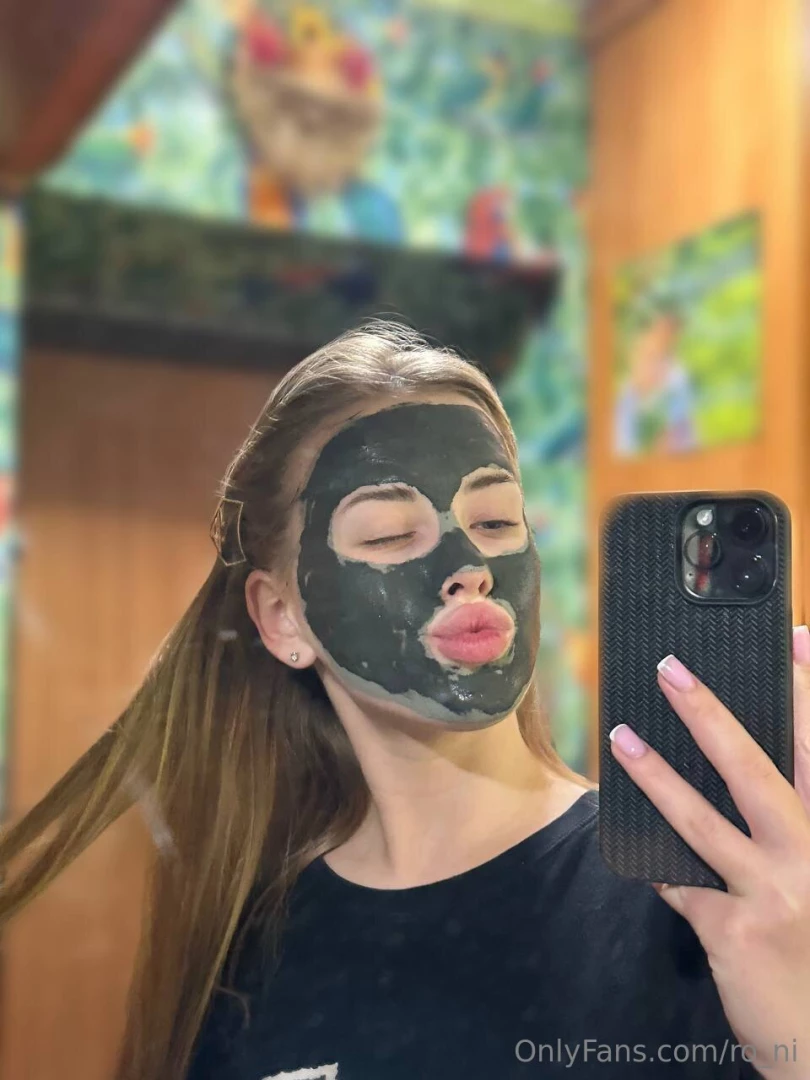 Care face mask before bed 