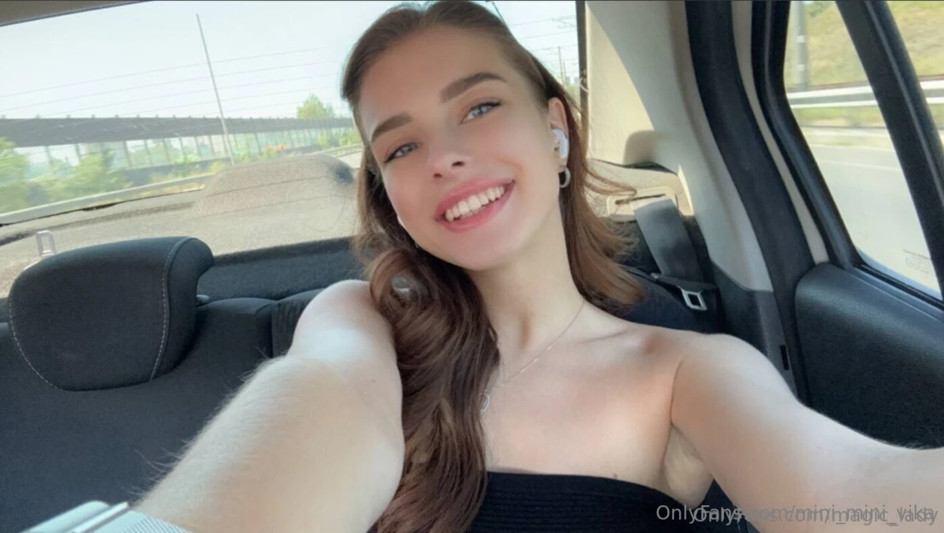 My horny bestie magic_lady she is a master of blowjobs and you ll see part 738 