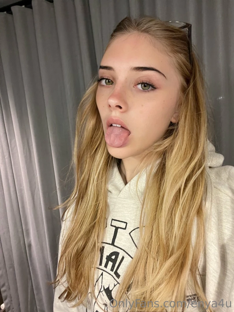 Stepbrothers cock accidentally slipped inside of me it felt so good so 