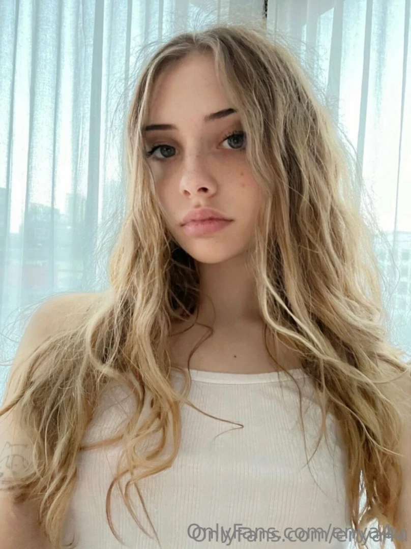 Surprise 50 off nude bundle fully nude full frontal spreading face 